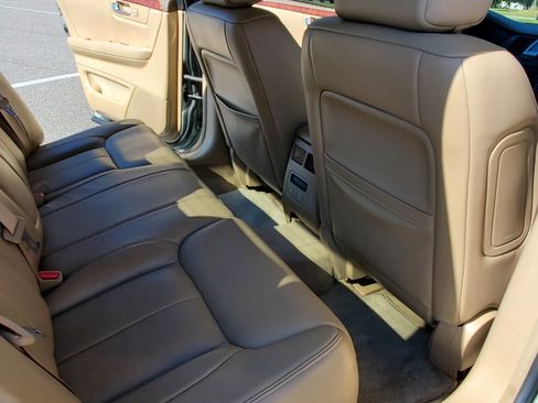 Used 2006 Cadillac DTS w/ Sun And Navigation Package image 11