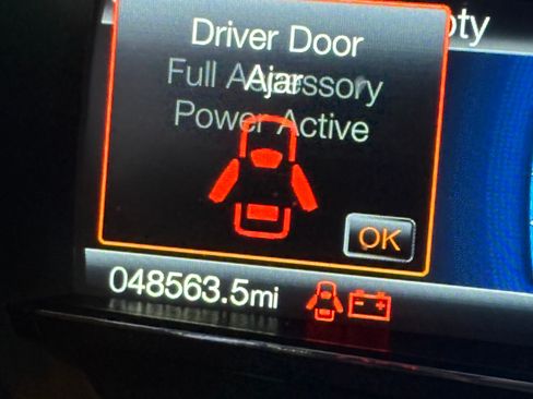 Used 2019 Ford Explorer Sport w/ Equipment Group 401A AWD/4WD image 10