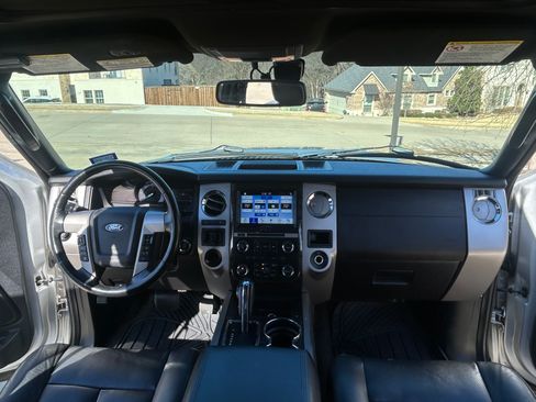 Used 2017 Ford Expedition Limited w/ Equipment Group 301A image 15