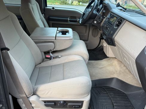 Used 2008 Ford F350 XLT image 6