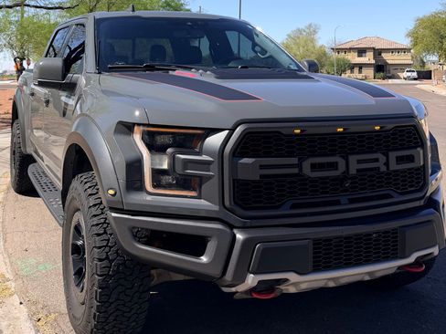 Used 2020 Ford F150 Raptor w/ Equipment Group 802A Luxury image 5