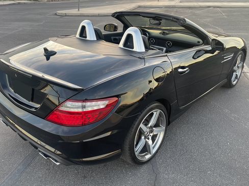 Used 2012 Mercedes-Benz SLK 55 AMG image 6
