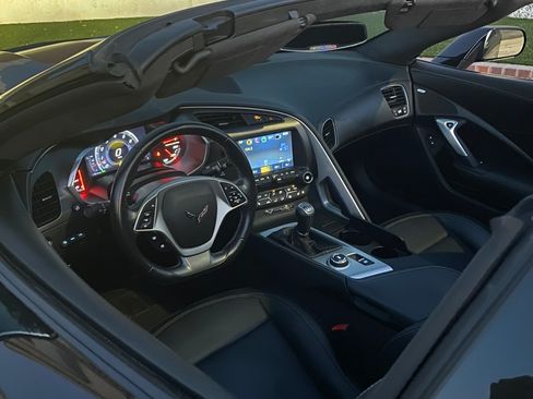 Used 2019 Chevrolet Corvette Stingray Coupe w/ 3LT Preferred Equipment Group image 4