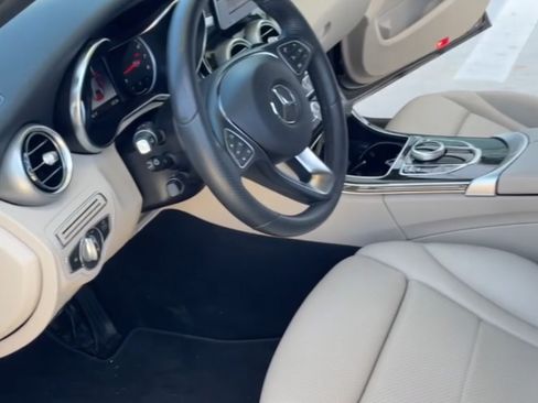 Used 2018 Mercedes-Benz C 300 C 300 4MATIC Sedan 4D image 10