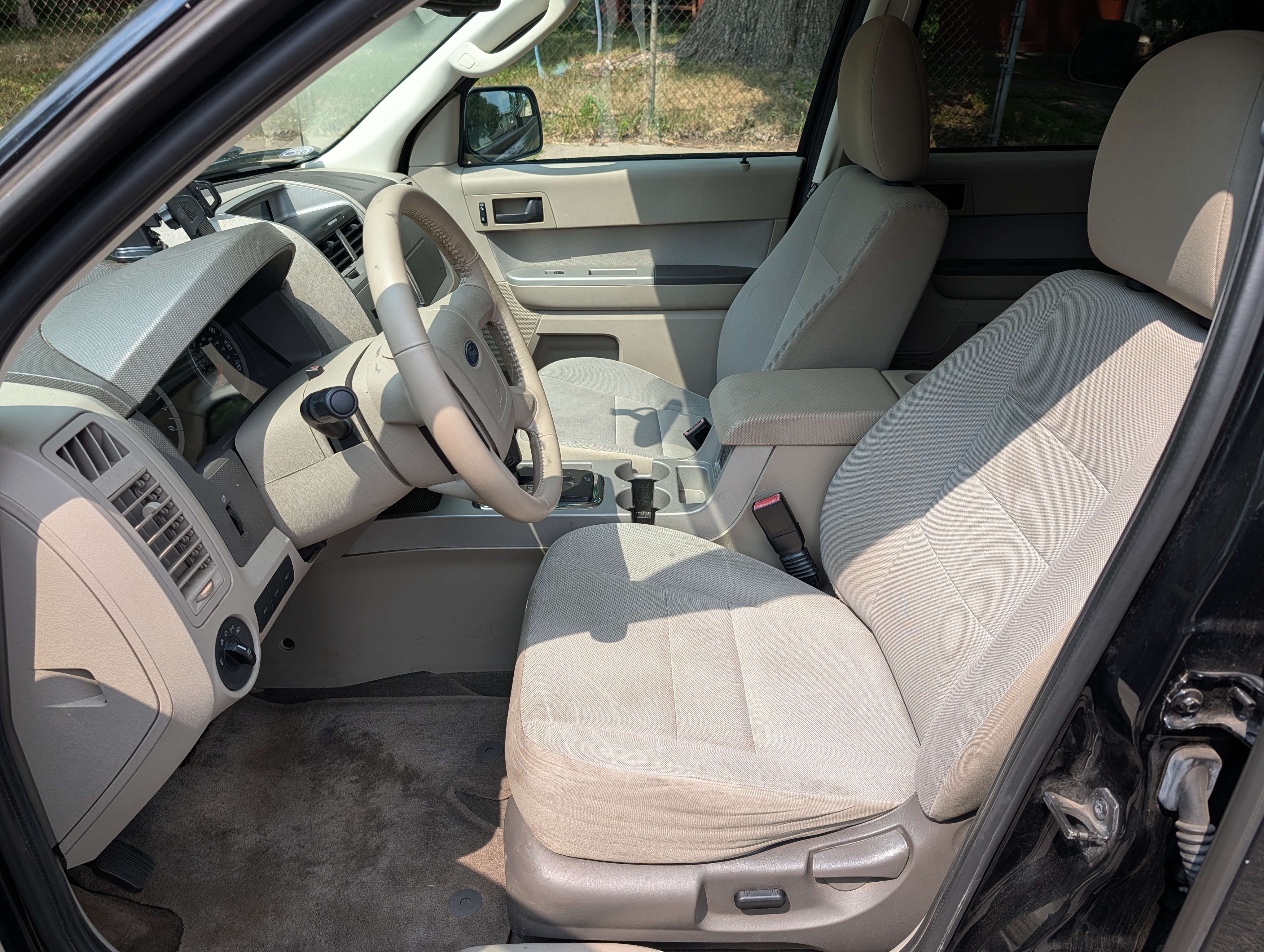Used 2012 Ford Escape XLT FWD image 11