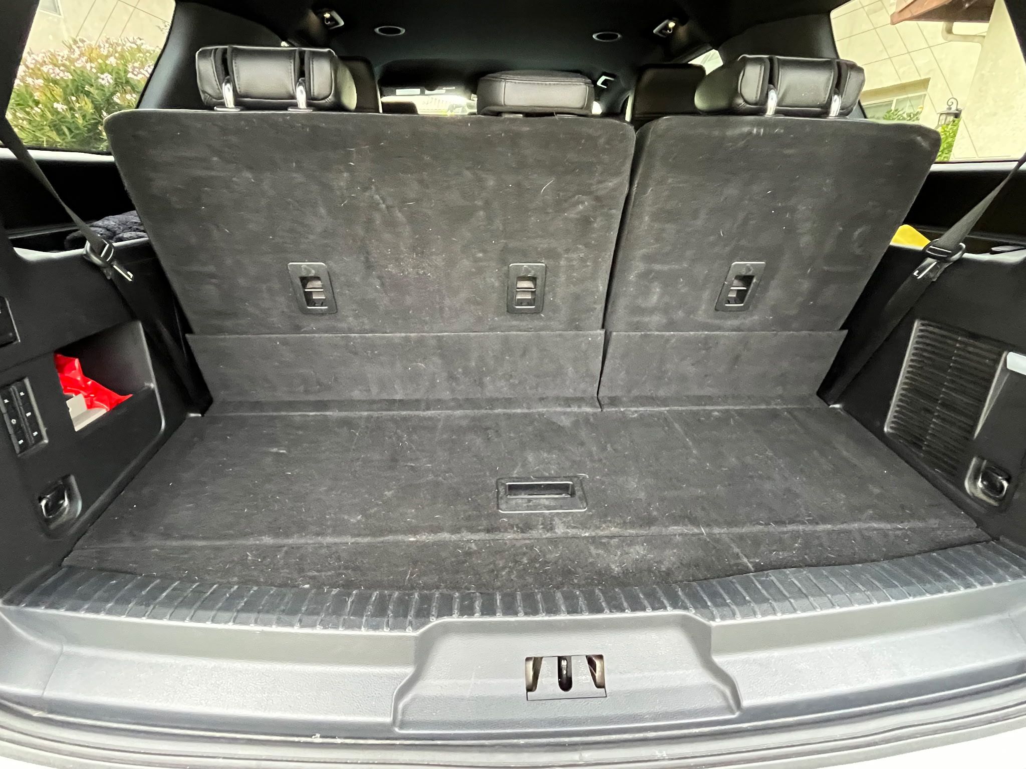Used 2018 Ford Expedition XLT w/ Equipment Group 202A RWD image 6