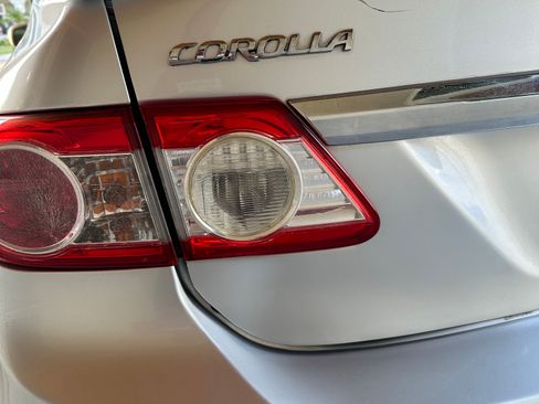 Used 2012 Toyota Corolla S FWD image 29