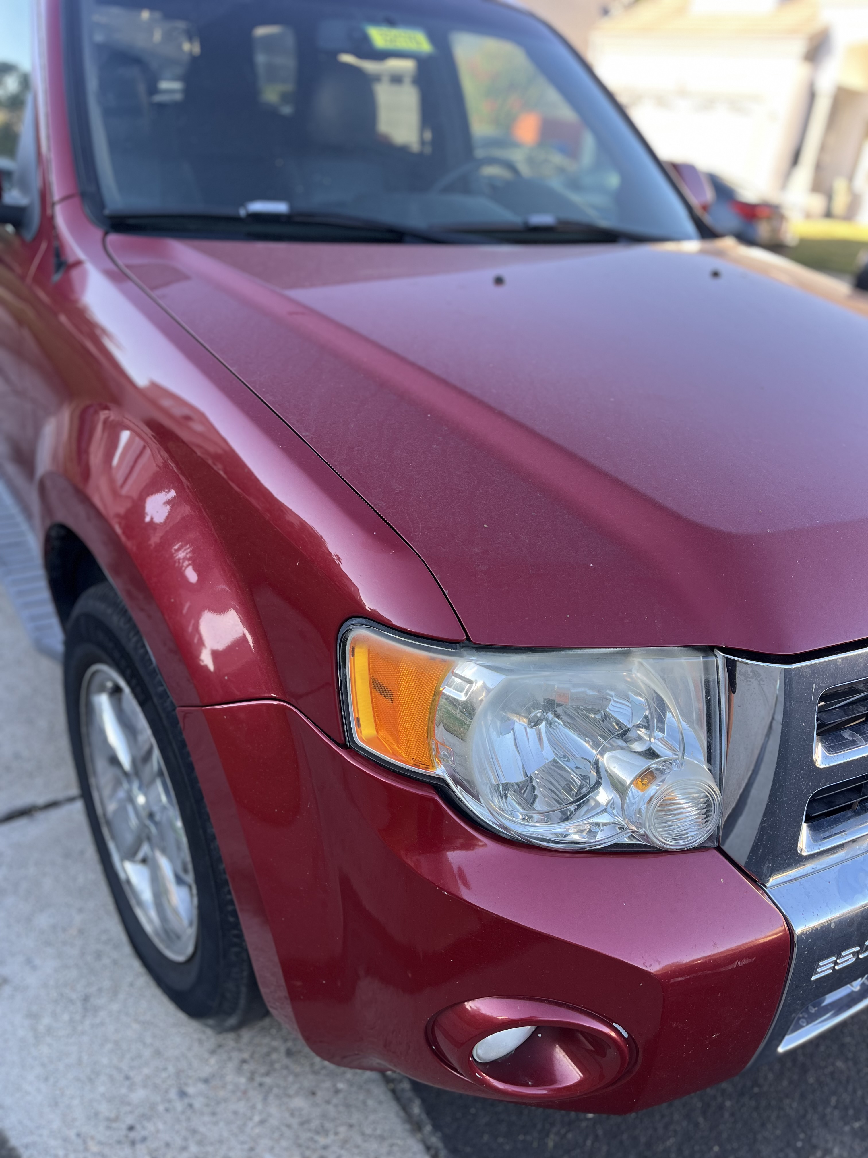 Used 2009 Ford Escape Limited AWD/4WD image 2