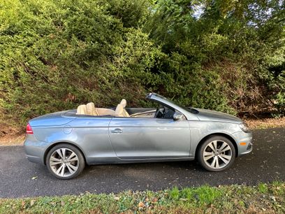 Used 2013 Volkswagen Eos Lux