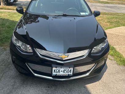 Used 2017 Chevrolet Volt LT w/ Comfort Package