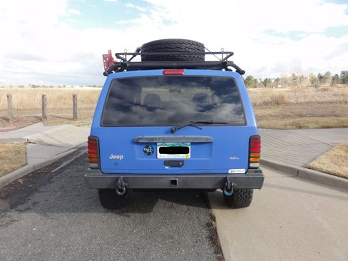 Used 1997 Jeep Cherokee Sport image 9