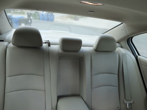 Used 2013 Honda Accord EX-L image 24