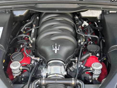 Used 2012 Maserati GranTurismo MC RWD image 23