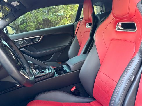 Used 2020 Jaguar F-TYPE R AWD/4WD image 6