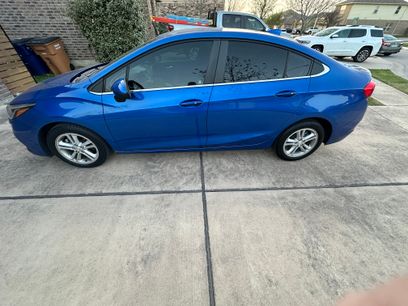 Used 2018 Chevrolet Cruze LT w/ Convenience Package