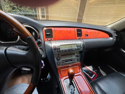 Used 2002 Lexus SC 430 Convertible image 28