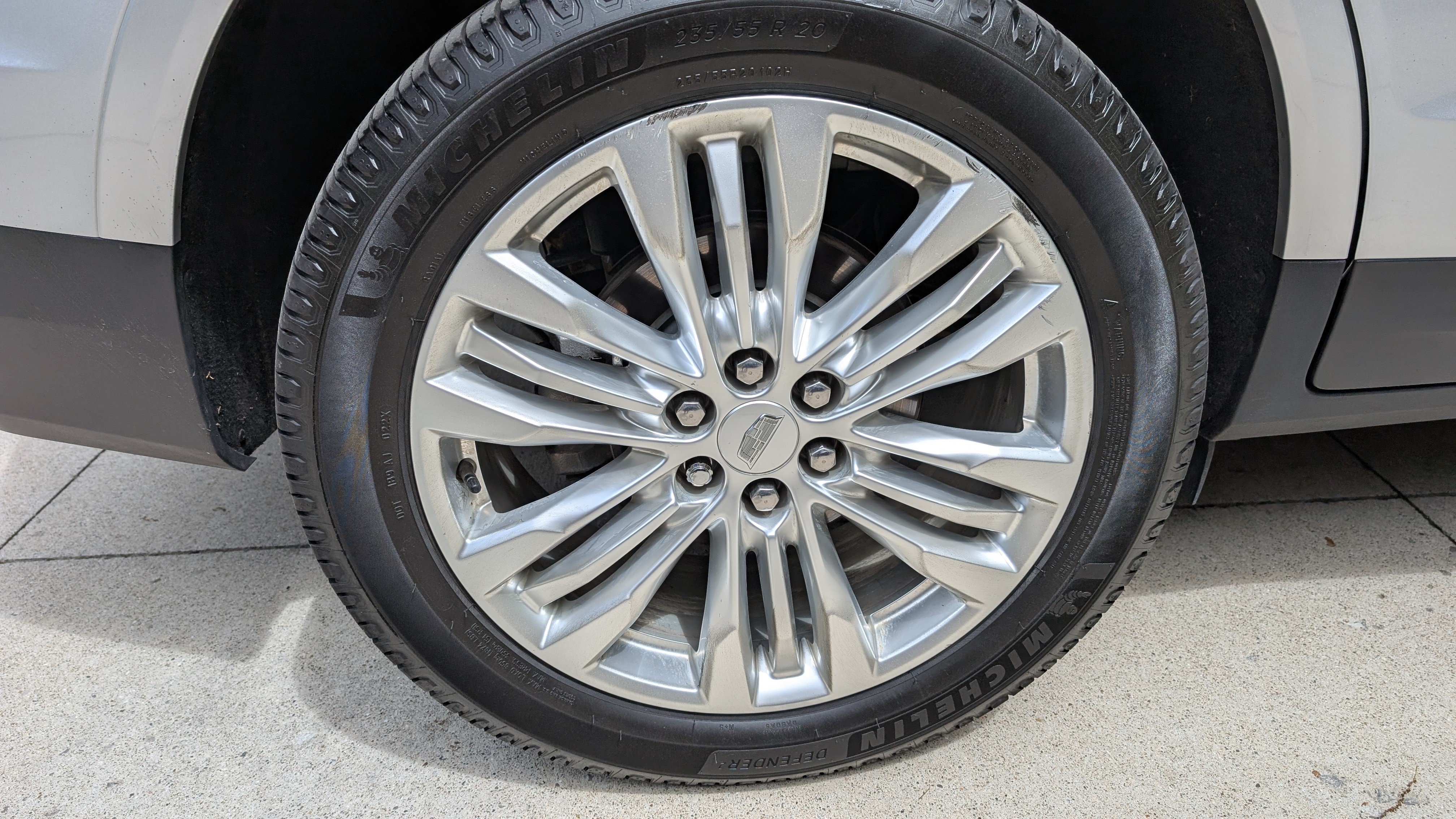 Used 2019 Cadillac XT5 Premium Luxury AWD/4WD image 16