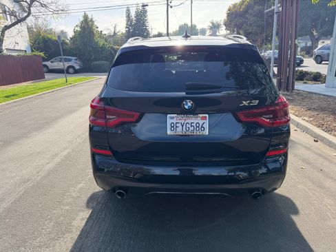 Used 2018 BMW X3 xDrive30i w/ M Sport Package image 5