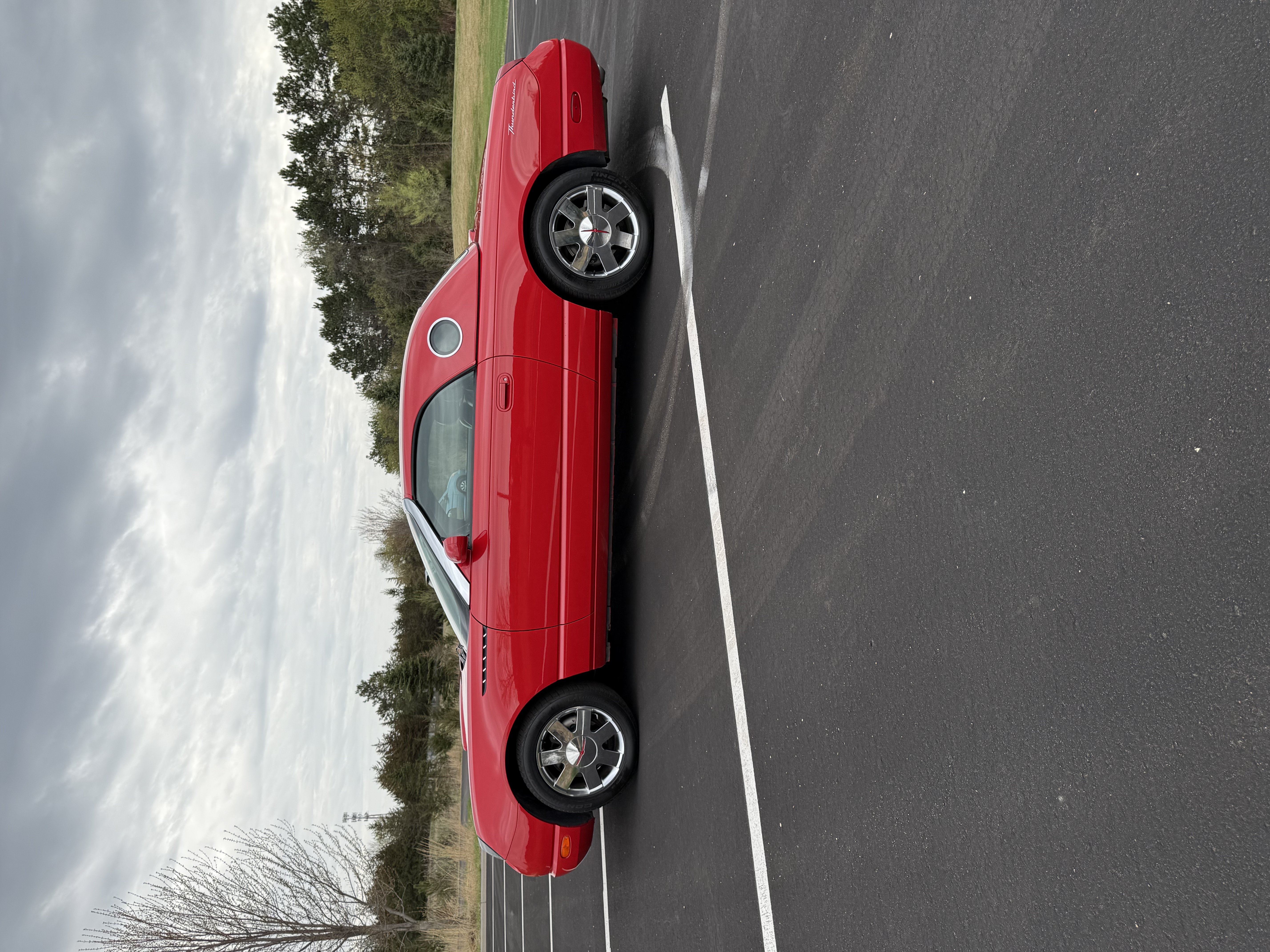 Used 2002 Ford Thunderbird RWD image 9