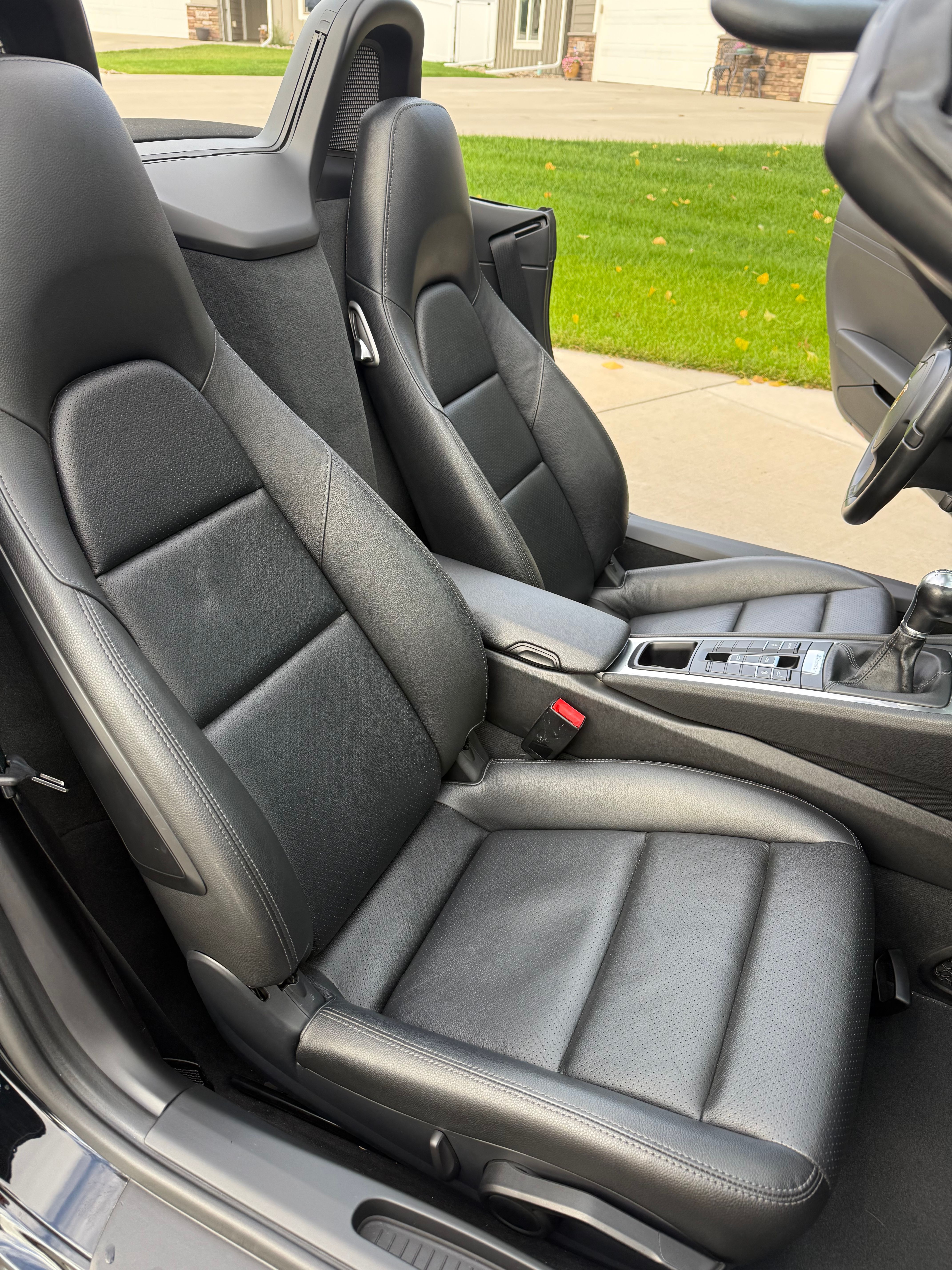 Used 2013 Porsche Boxster RWD image 27