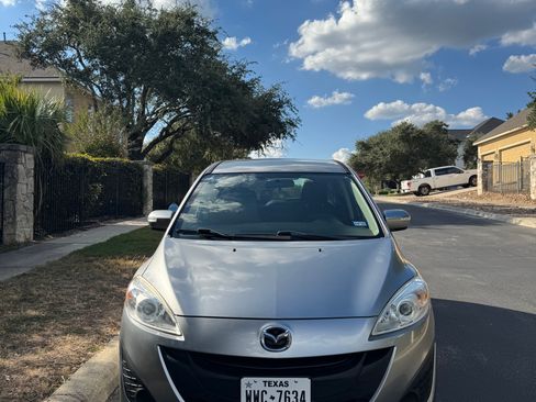 Used 2015 MAZDA MAZDA5 Sport image 2