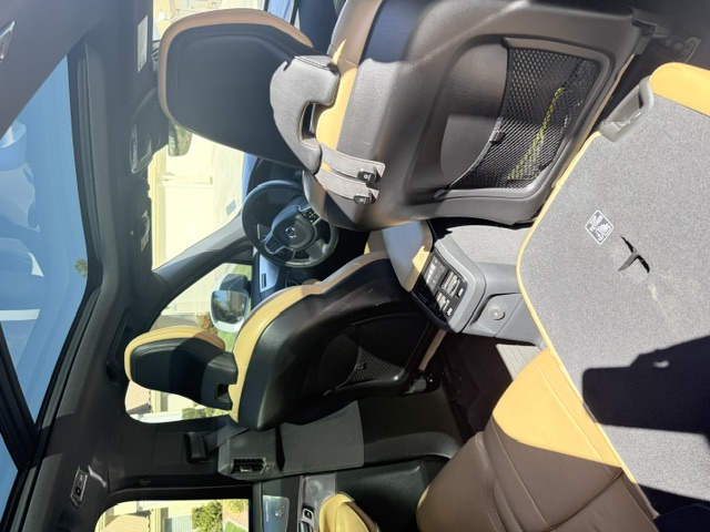 Used 2022 Volvo XC90 T8 Inscription w/ Advanced Package AWD/4WD image 16