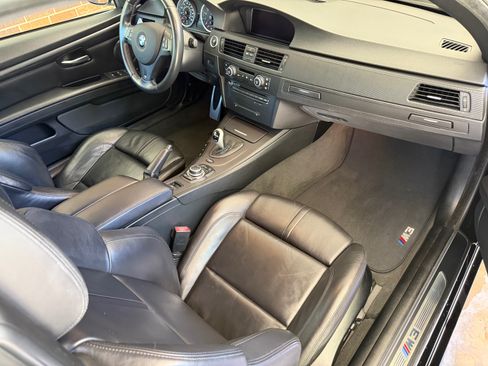 Used 2009 BMW M3 Convertible image 9