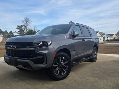 Used 2022 Chevrolet Tahoe Z71 w/ Z71 Off-Road Package image 2