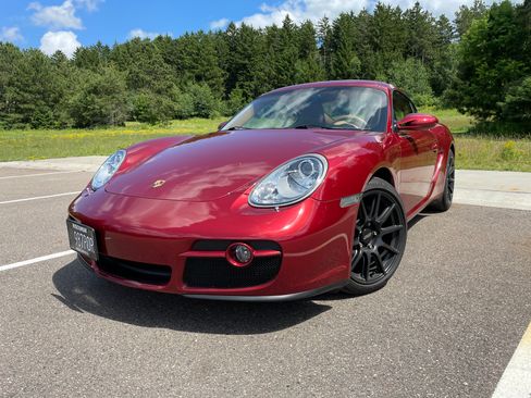 Used 2008 Porsche Cayman RWD image 2