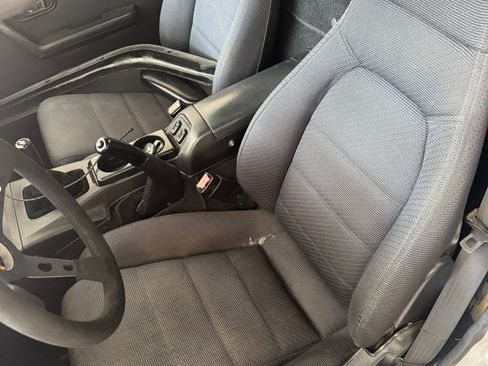 Used 1992 MAZDA MX-5 Miata RWD image 11