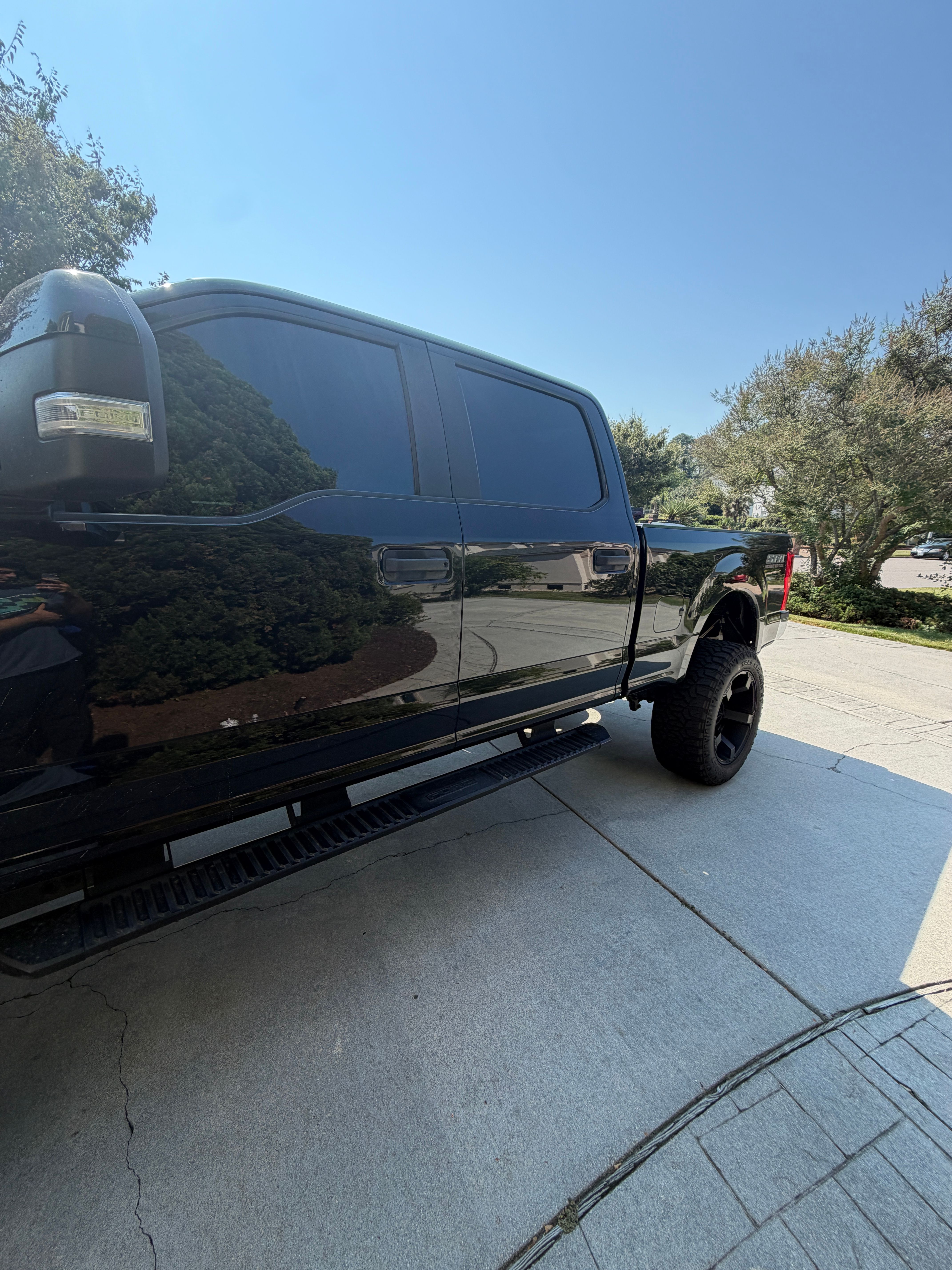 Used 2018 Ford F250 XL w/ STX Appearance Package AWD/4WD image 2