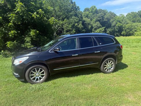 Used 2016 Buick Enclave Leather AWD/4WD image 1