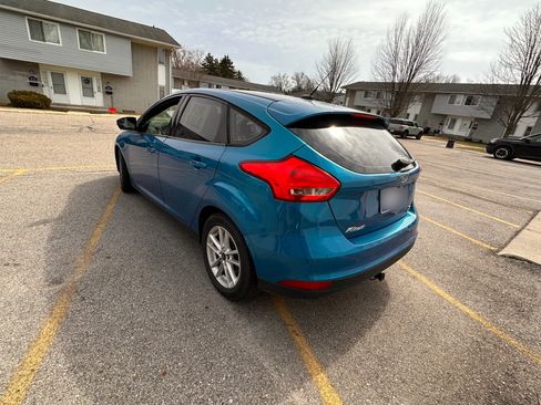 Used 2015 Ford Focus SE image 9