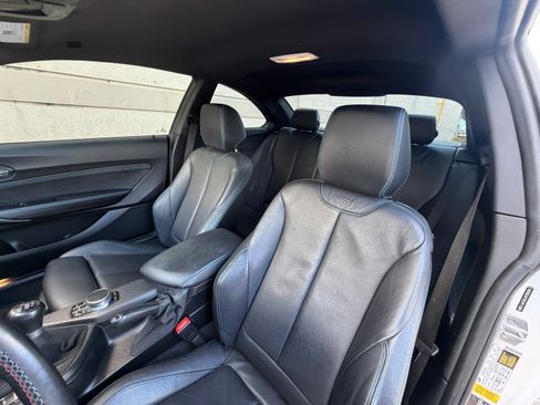 Used 2018 BMW M2 image 11