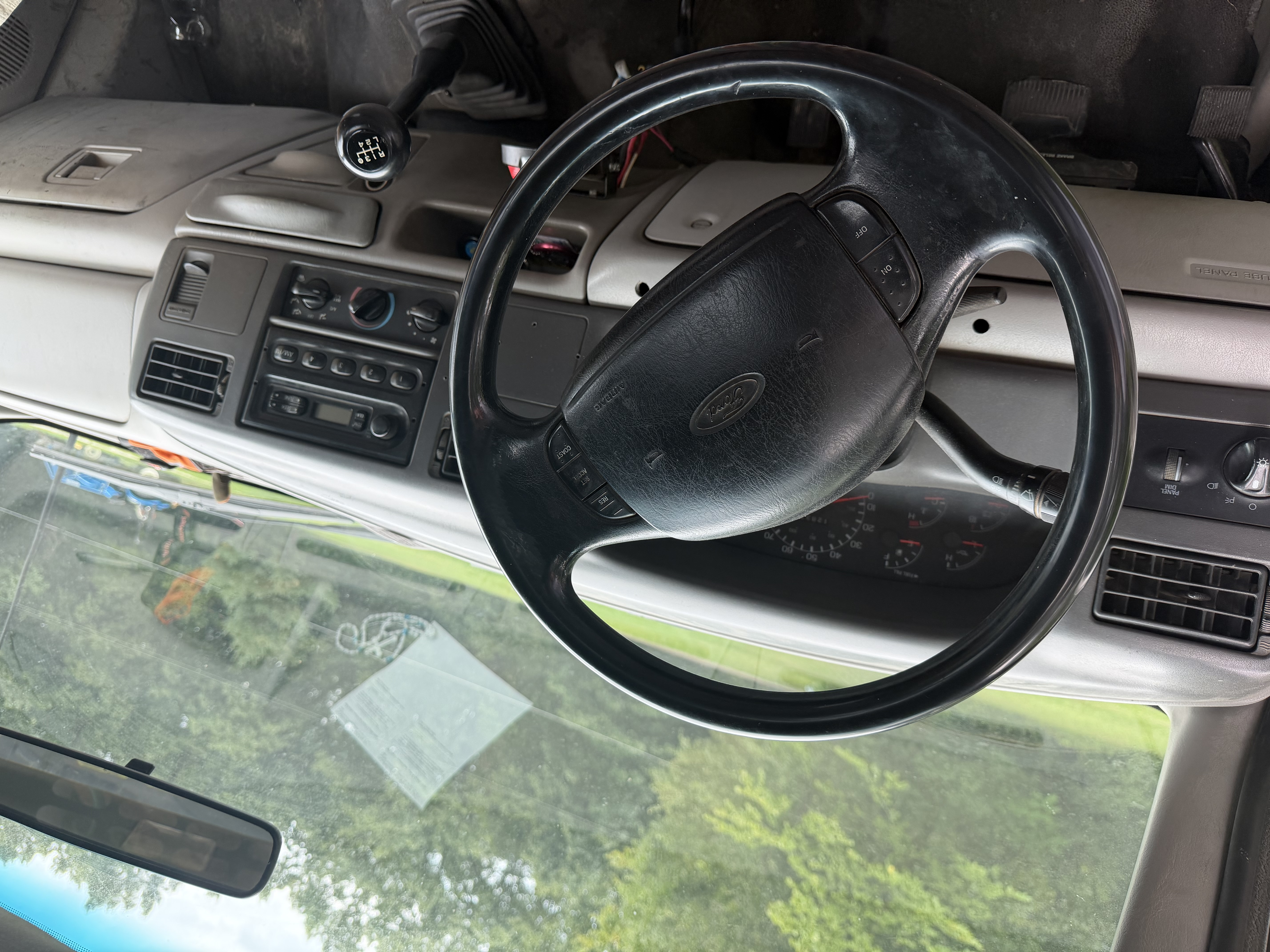 Used 2000 Ford F450 4x4 Regular Cab Super Duty image 9