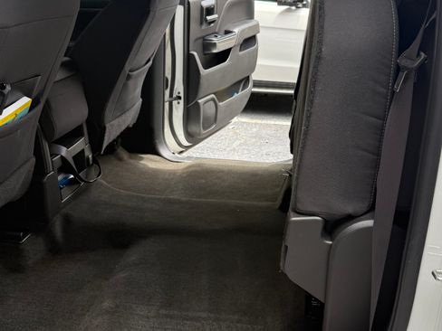 Used 2017 Chevrolet Silverado 1500 LT w/ All Star Edition RWD image 8