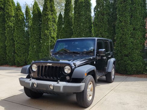 Used 2015 Jeep Wrangler Unlimited Sport w/ Quick Order Package 24S image 16