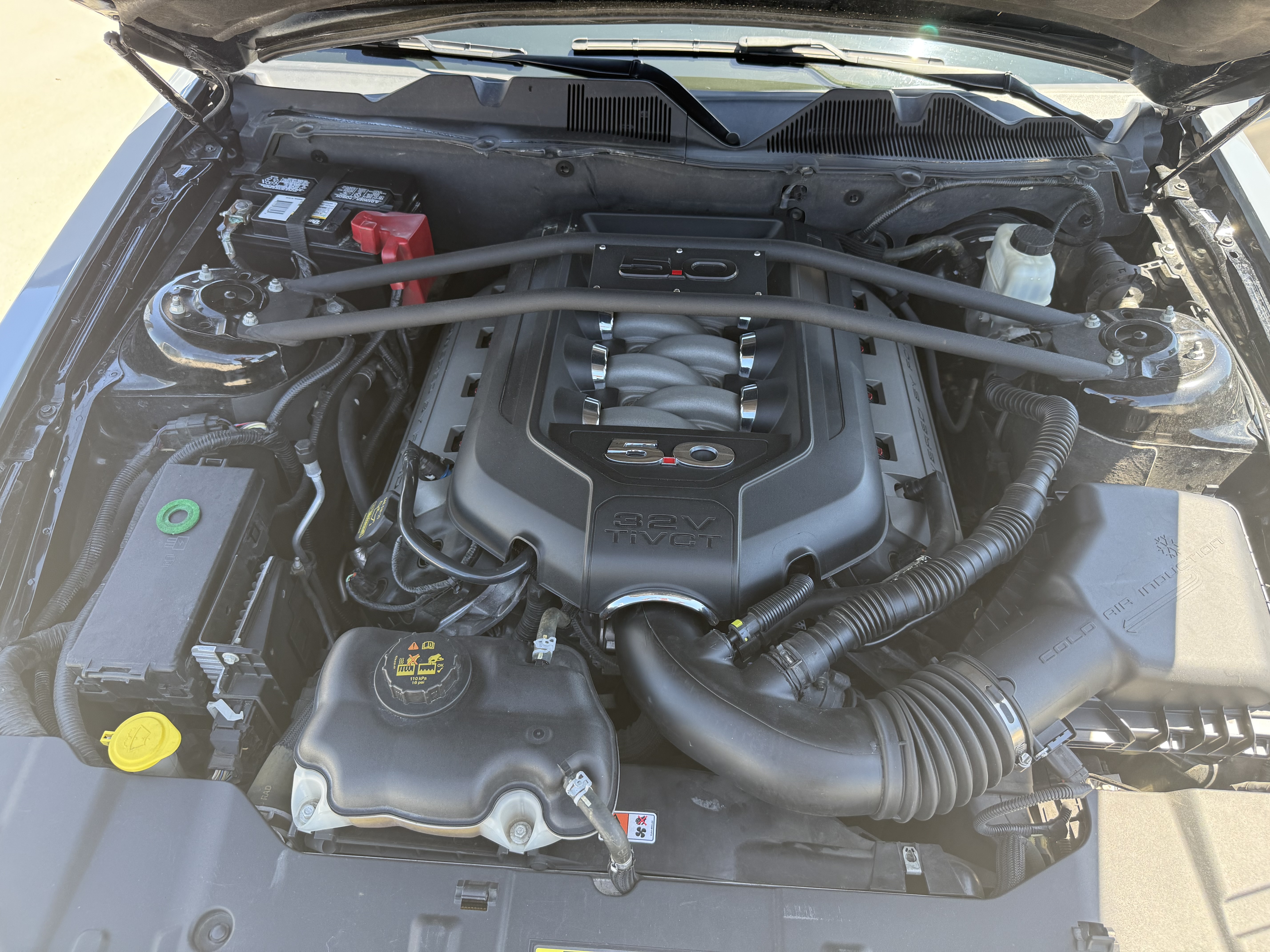 Used 2014 Ford Mustang GT RWD image 9