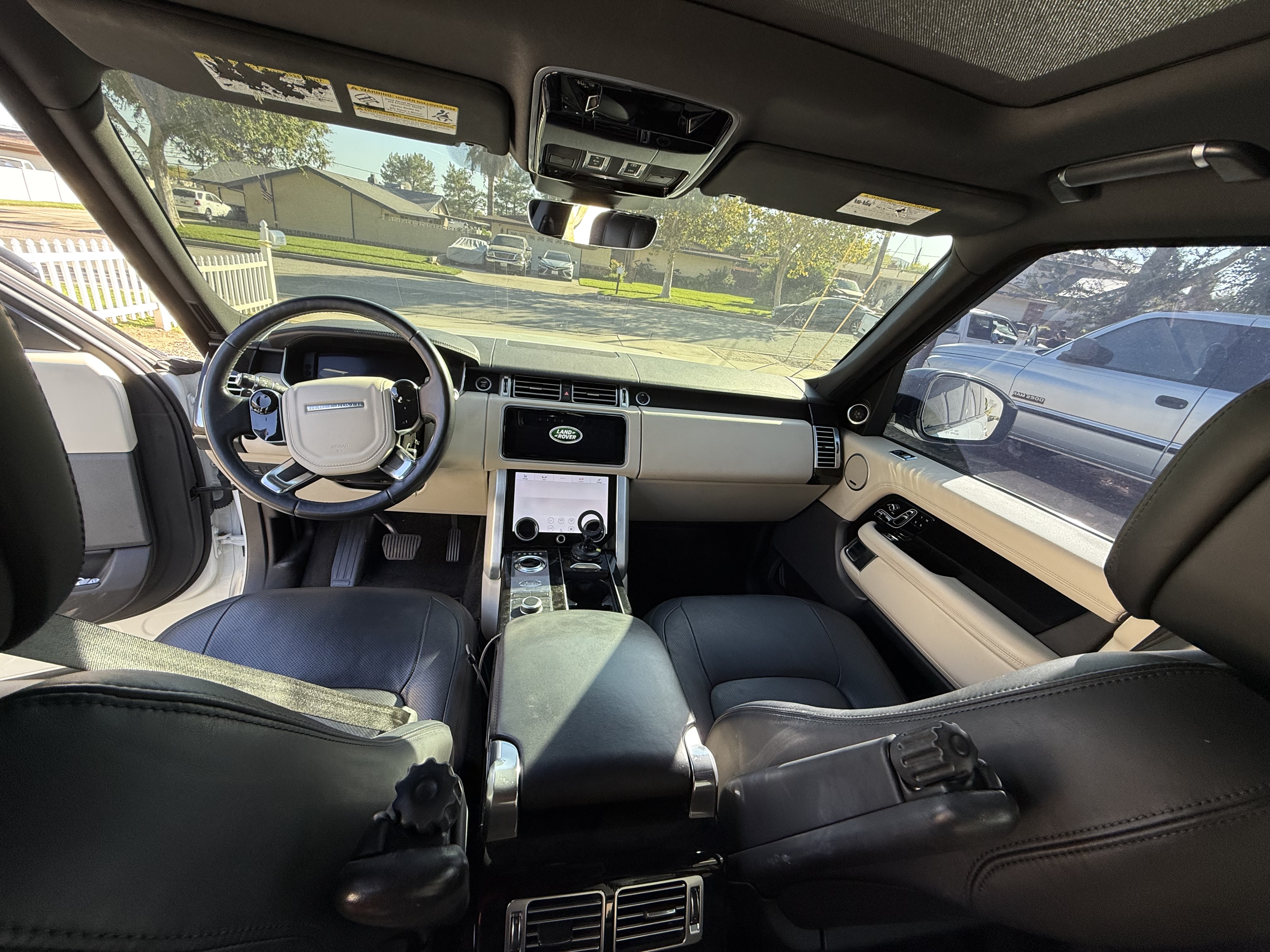 Used 2019 Land Rover Range Rover Supercharged AWD/4WD image 6