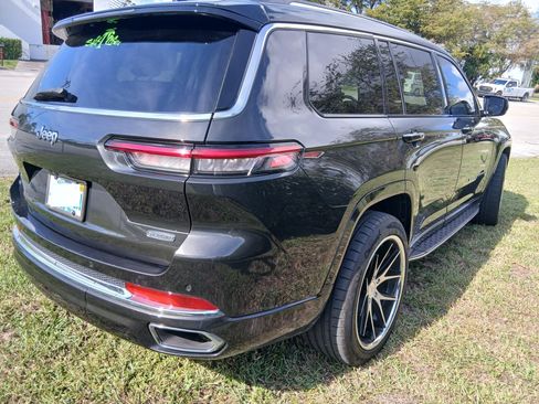 Used 2021 Jeep Grand Cherokee L Overland image 5