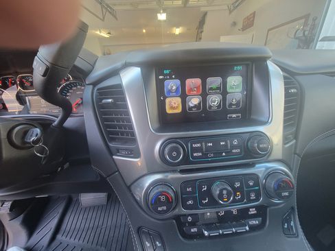 Used 2019 Chevrolet Tahoe LT image 15