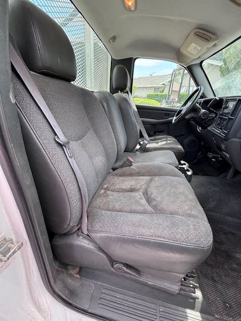 Used 2005 Chevrolet Silverado 3500 2WD Regular Cab image 13