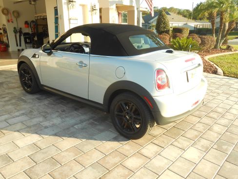 Used 2013 MINI Cooper Roadster image 2