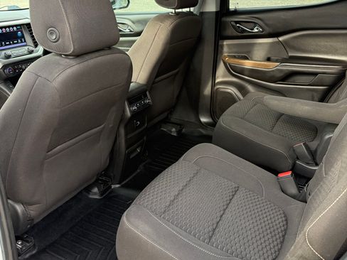 Used 2017 GMC Acadia SLE w/ Driver Alert Package I image 11