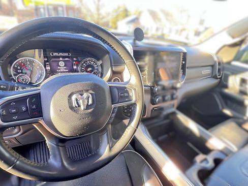 Used 2021 RAM 1500 Laramie image 17