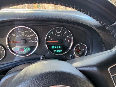 Used 2017 Jeep Wrangler Unlimited Sport w/ Quick Order Package 24S image 15