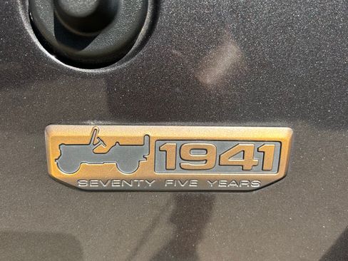 Used 2016 Jeep Wrangler Sahara AWD/4WD image 11