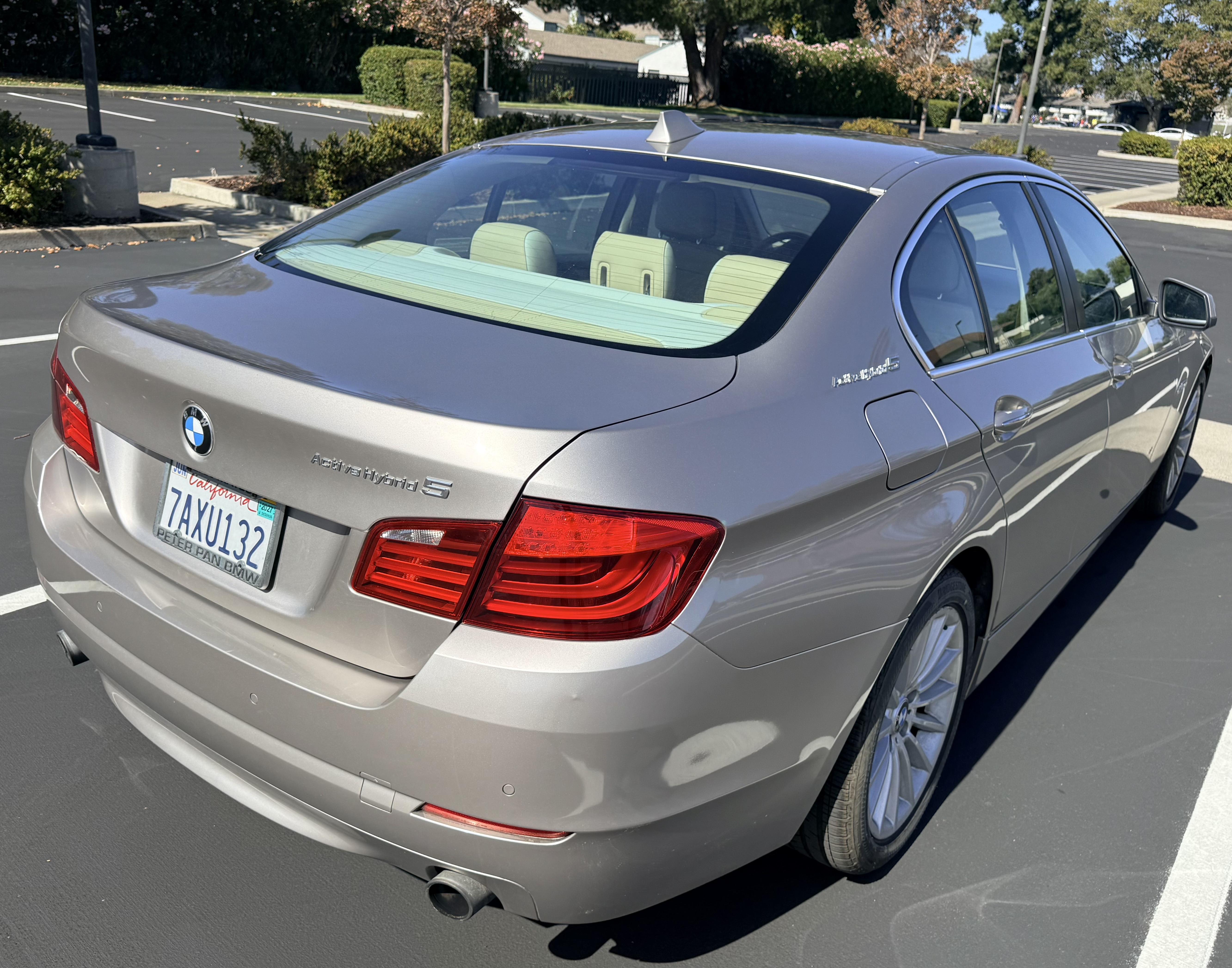 Used 2013 BMW ActiveHybrid 5 RWD image 9
