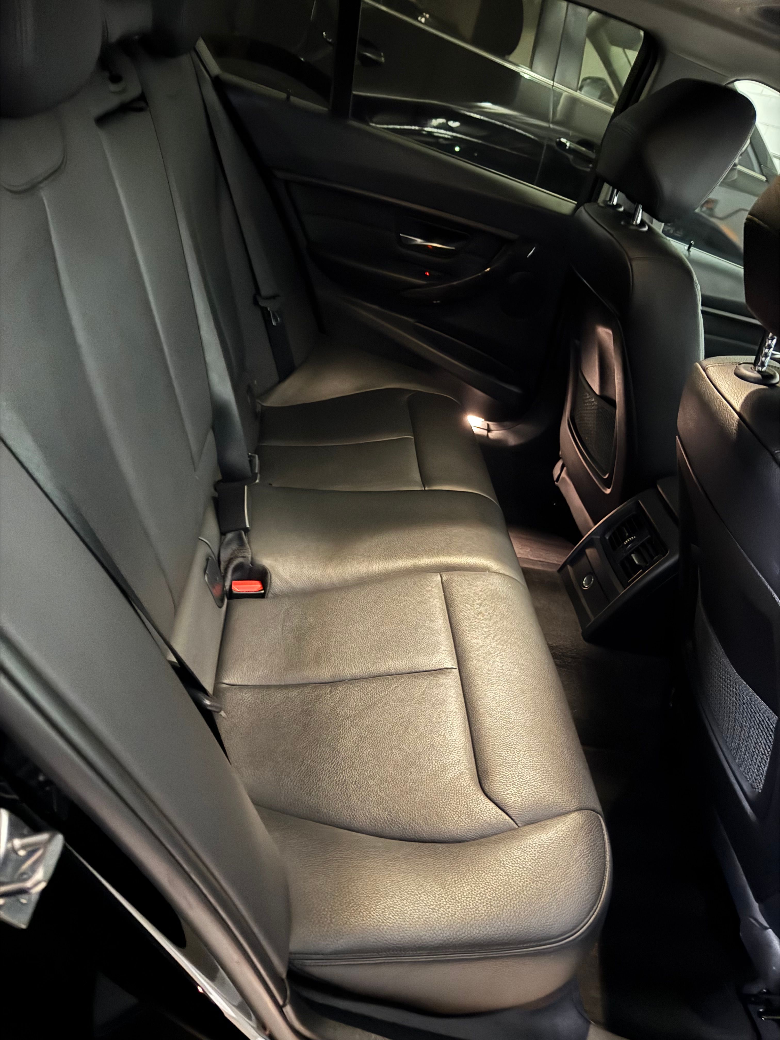 Used 2014 BMW 328i Sedan RWD image 9
