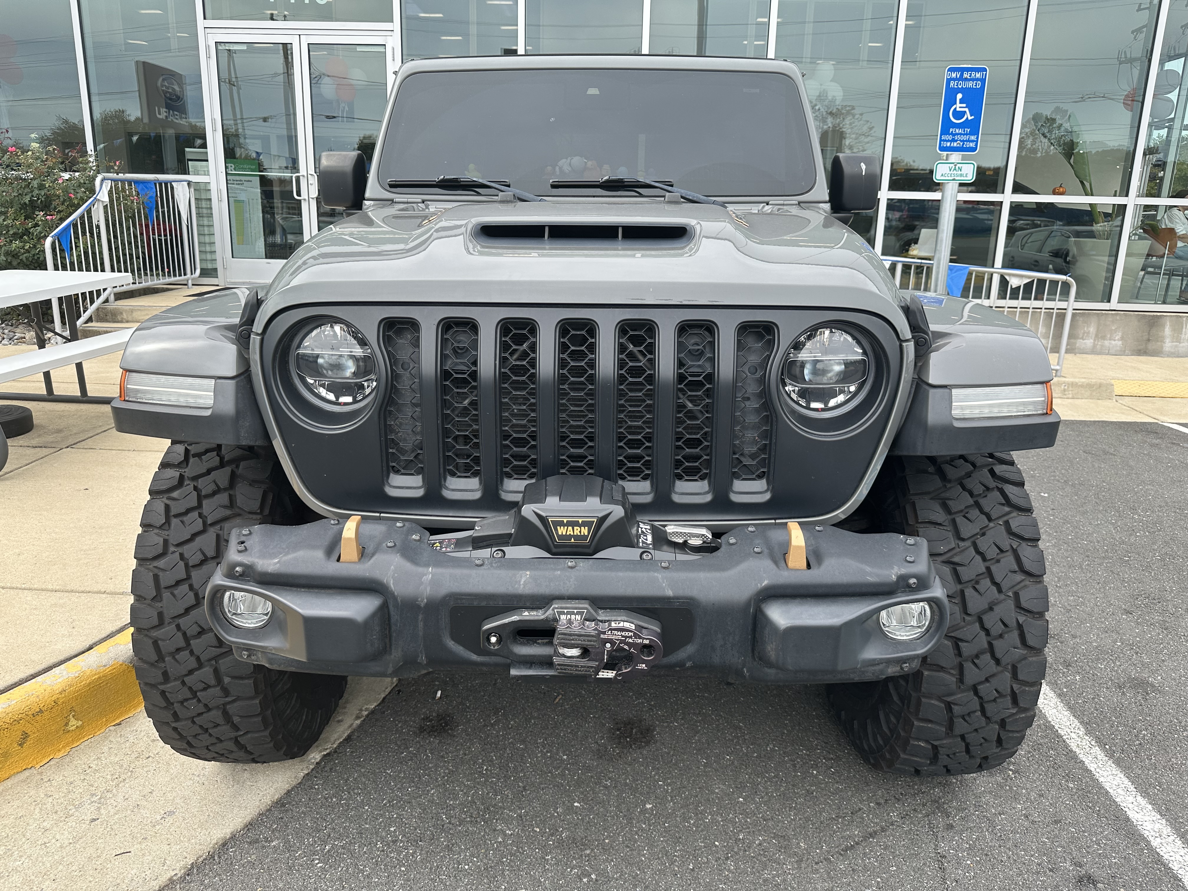 Used 2022 Jeep Wrangler Unlimited Rubicon AWD/4WD image 2